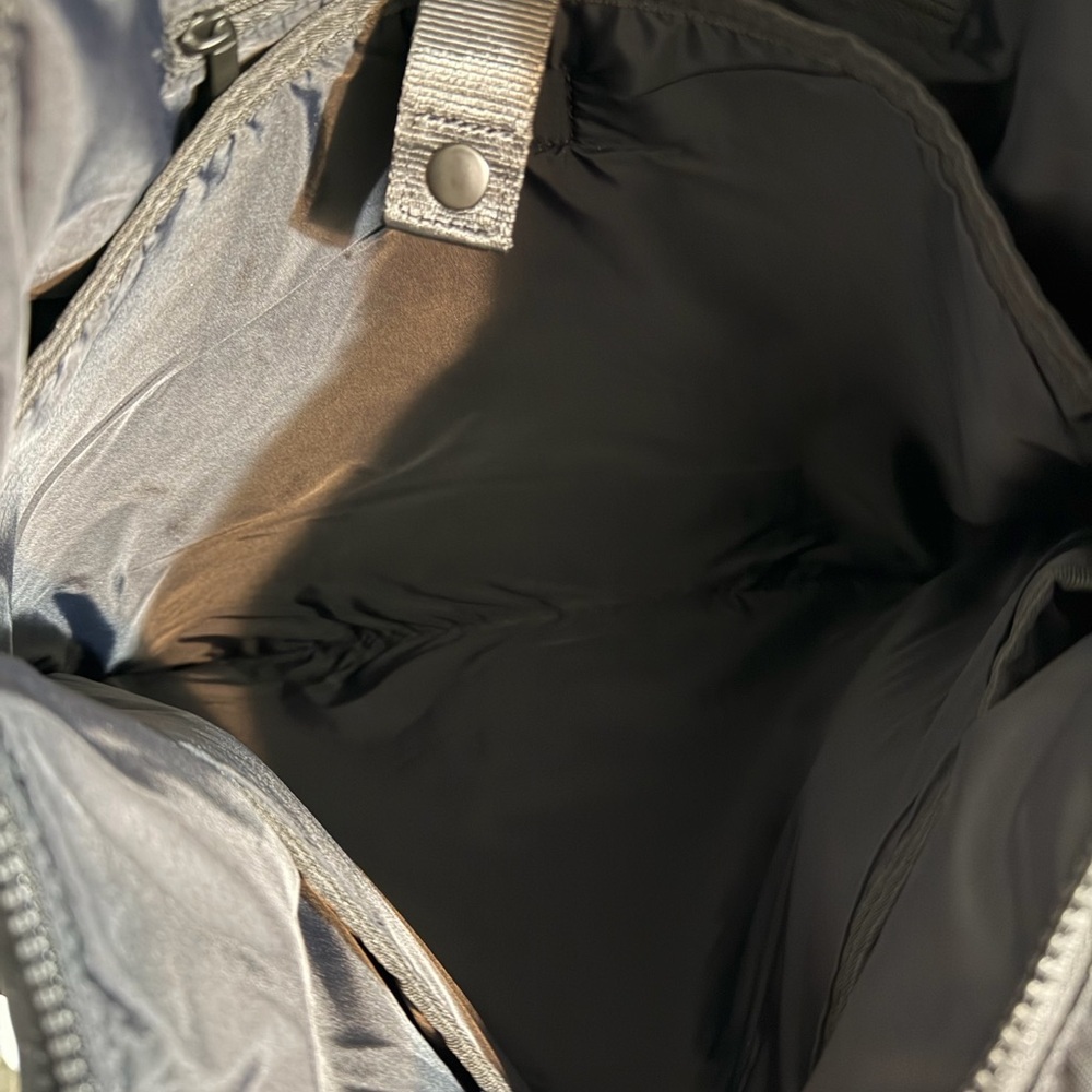 Fabletics Everyday Tote - Picture 11 of 15